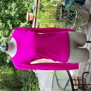 Ladies Cashmere sweater, bight pink, round neck, jcp, sz S